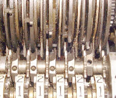 Marchant carry mechanism