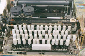 Teletype Kode ASR33 Opened - Detail